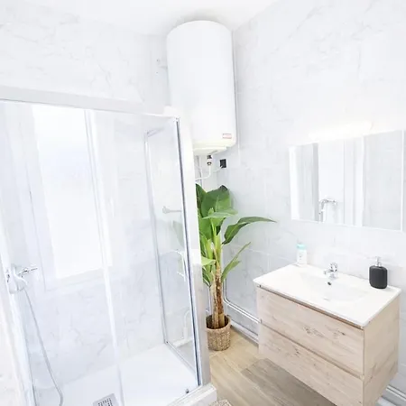 Calme Renove Quartier Championnet Proche Tramay *