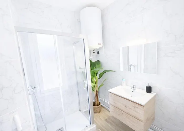 Calme Renove Quartier Championnet Proche Tramay *